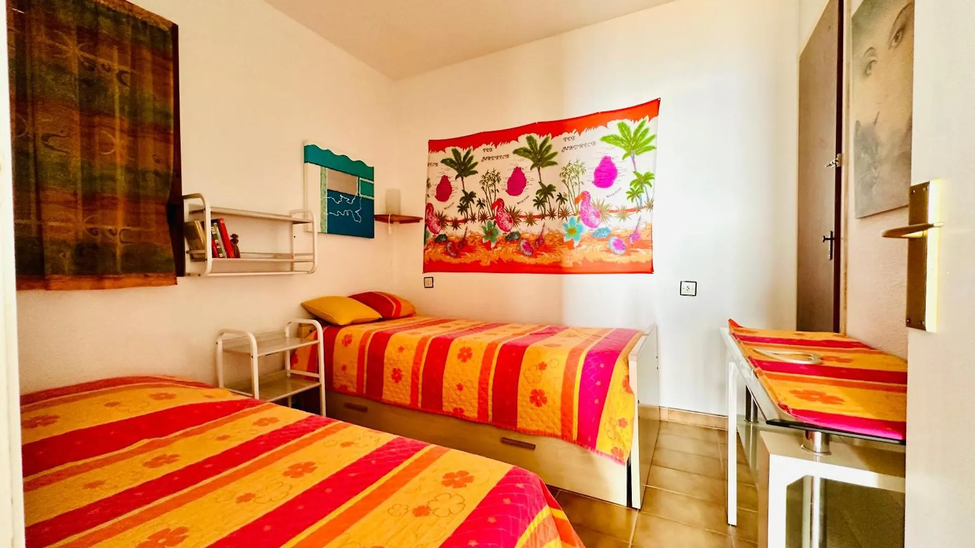 Global Immo 5056 Casa Bramer 27 Roses 0*,  İspanya